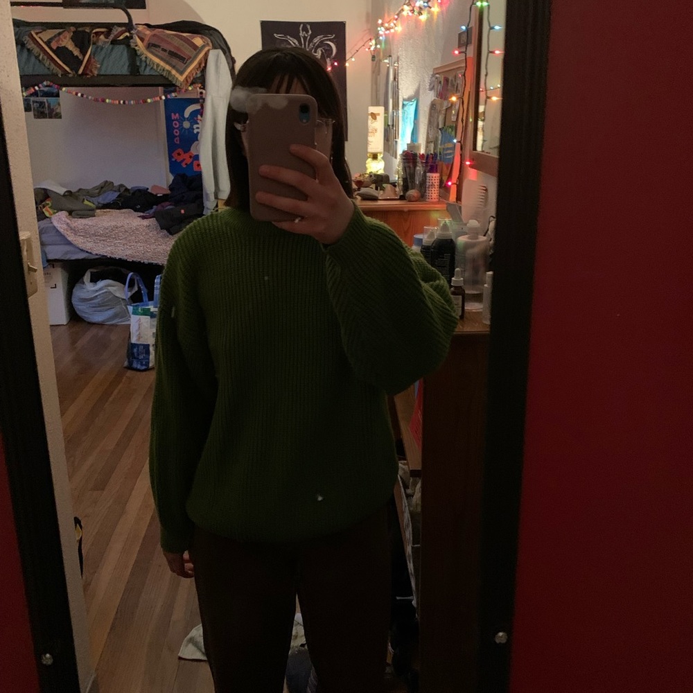 Light green sweater